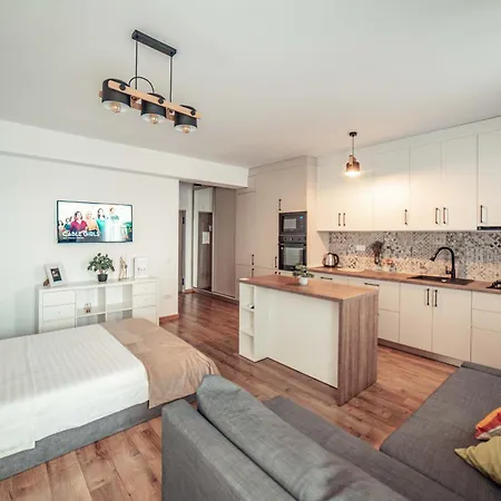 Cozy Apartments At Q Residence - Palas Mall Iasi Exterior photo