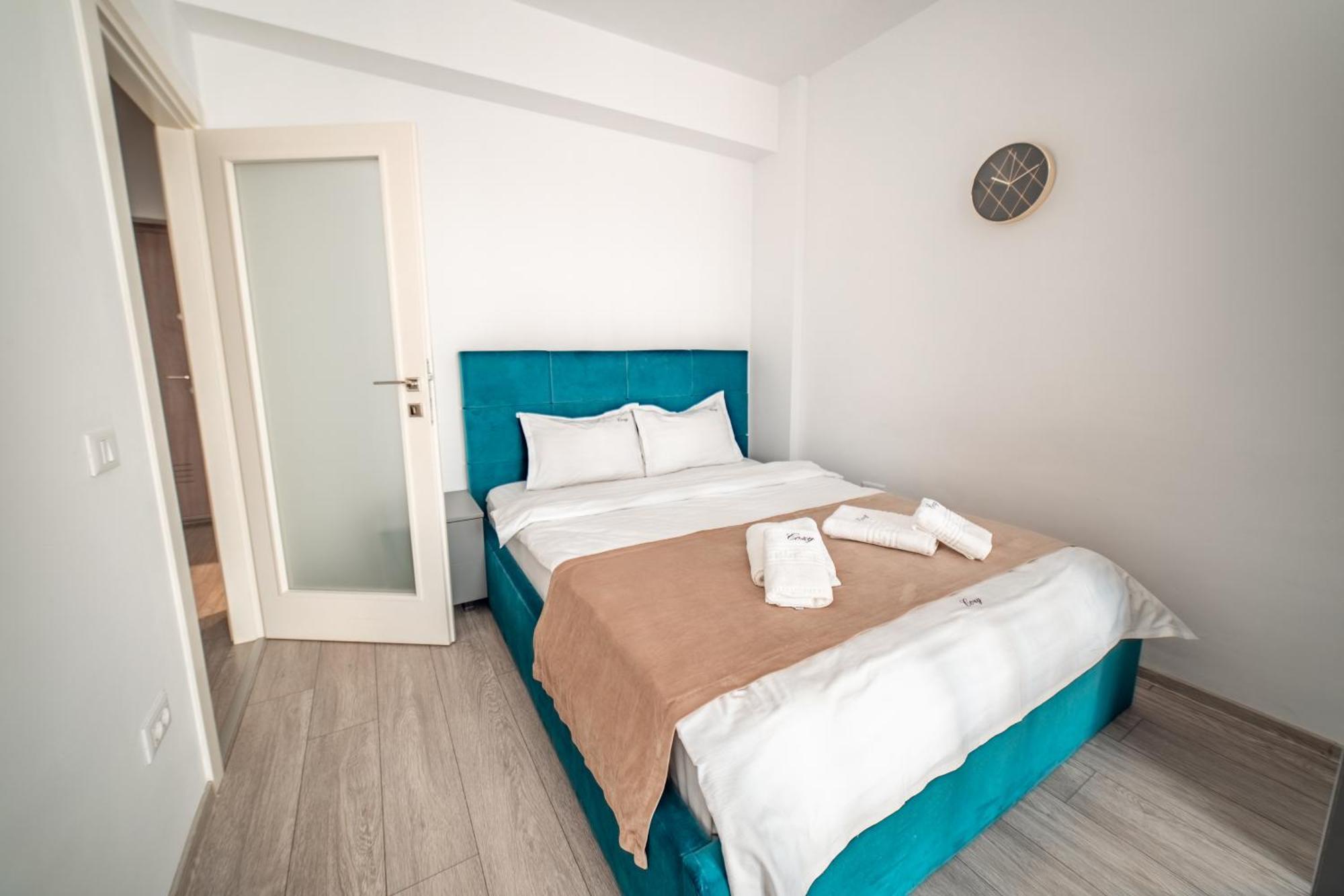 Cozy At Q - Mall Apartment *